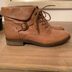 Steve Madden Stinnger Booties size 8M